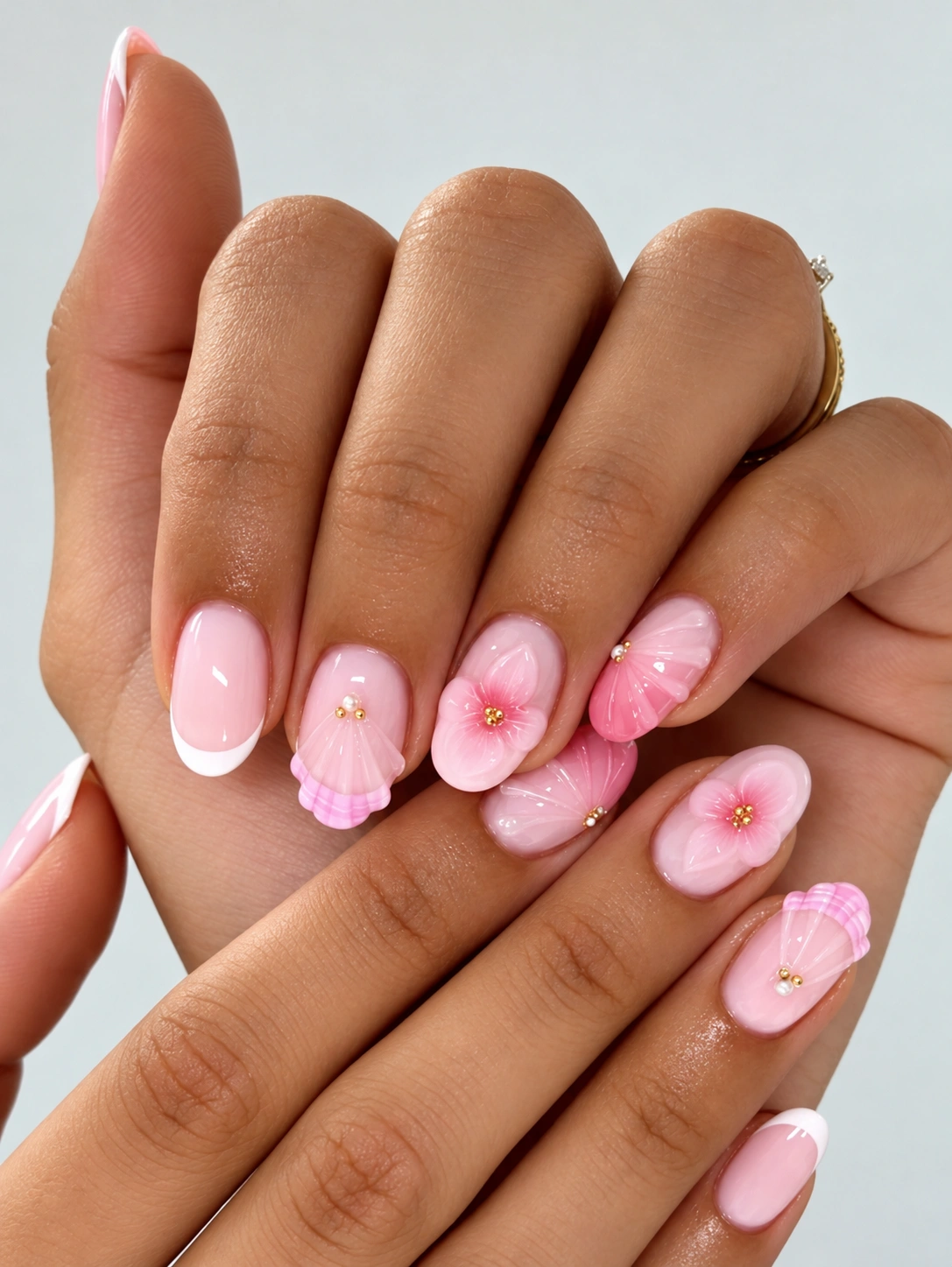 Blushing Seashell nail design